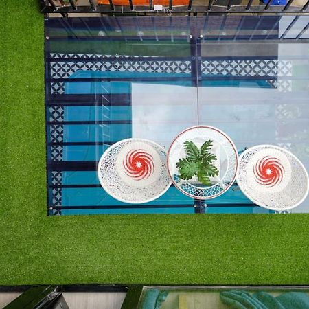 Almor Hostel With Pool In Right Center Hạ Long Exterior foto